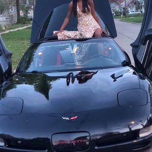 Sherri Hill Gold prom dress/special occasion dress